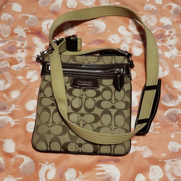 Coach Handbags - Coach crossbody